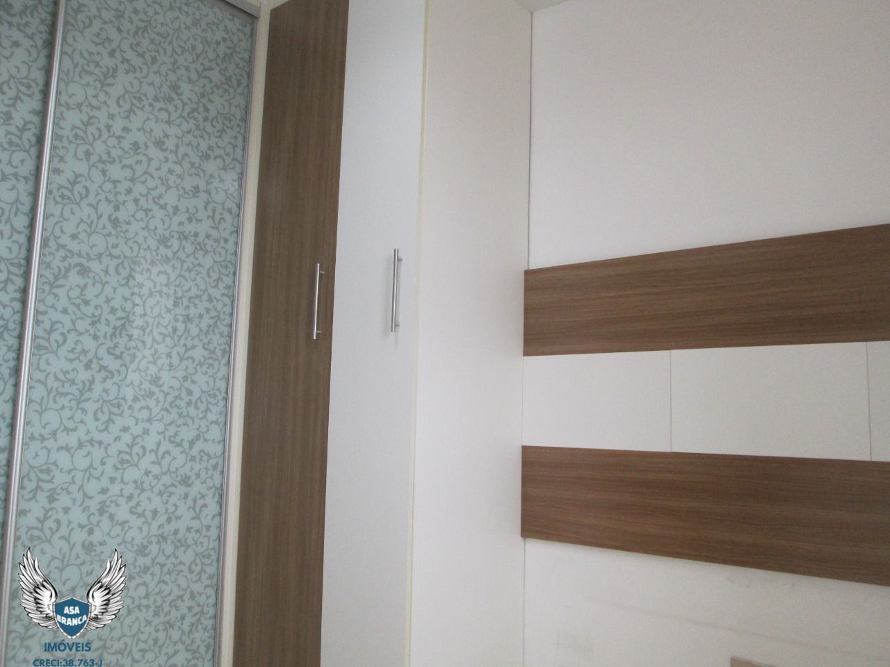 Apartamento à venda com 2 quartos, 58m² - Foto 27