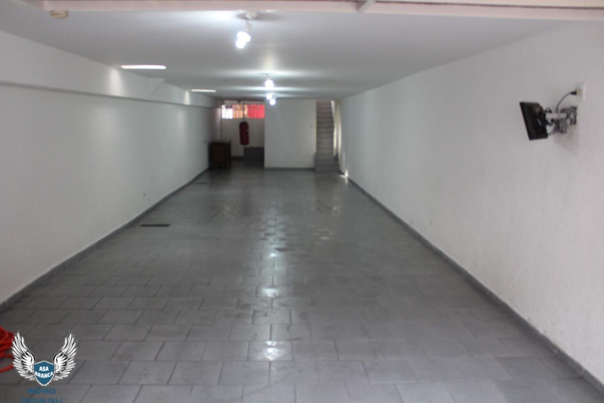 Sobrado à venda com 3 quartos, 300m² - Foto 21