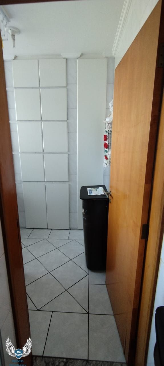 Apartamento à venda com 2 quartos, 97m² - Foto 28