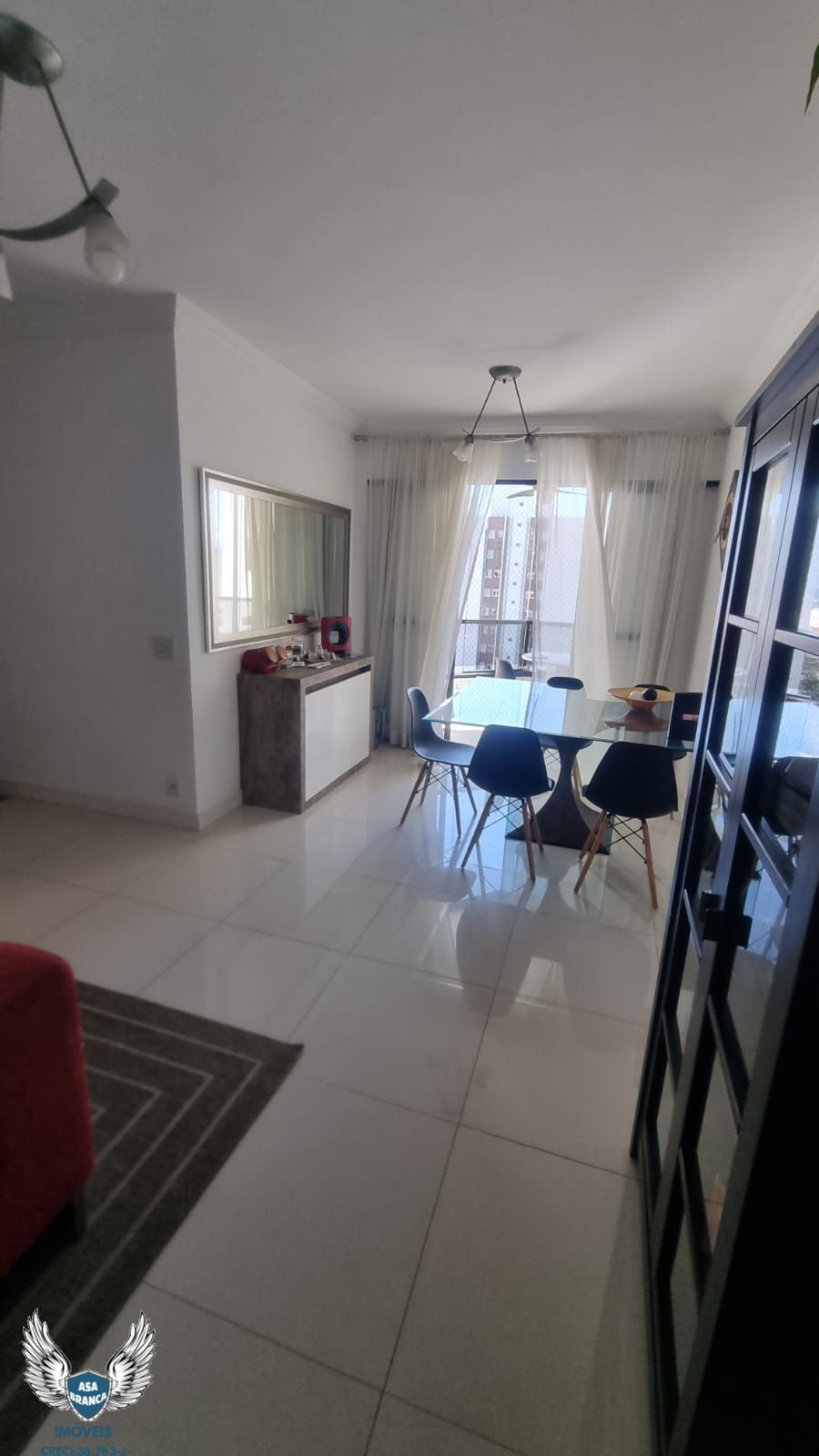 Apartamento à venda com 3 quartos, 81m² - Foto 2