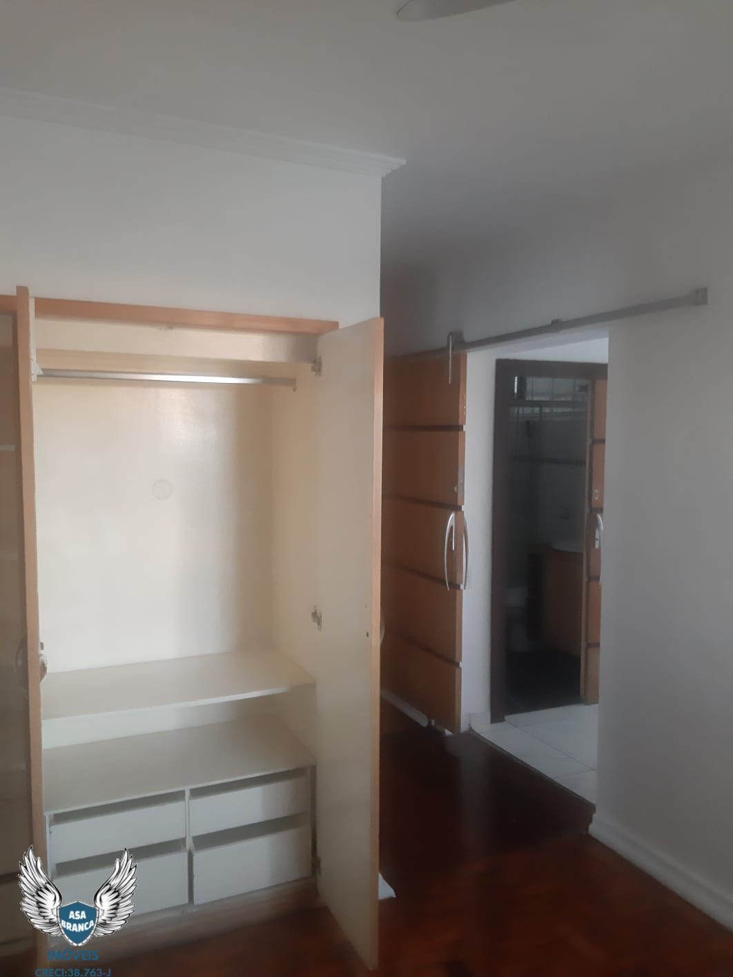 Apartamento à venda com 2 quartos, 77m² - Foto 23