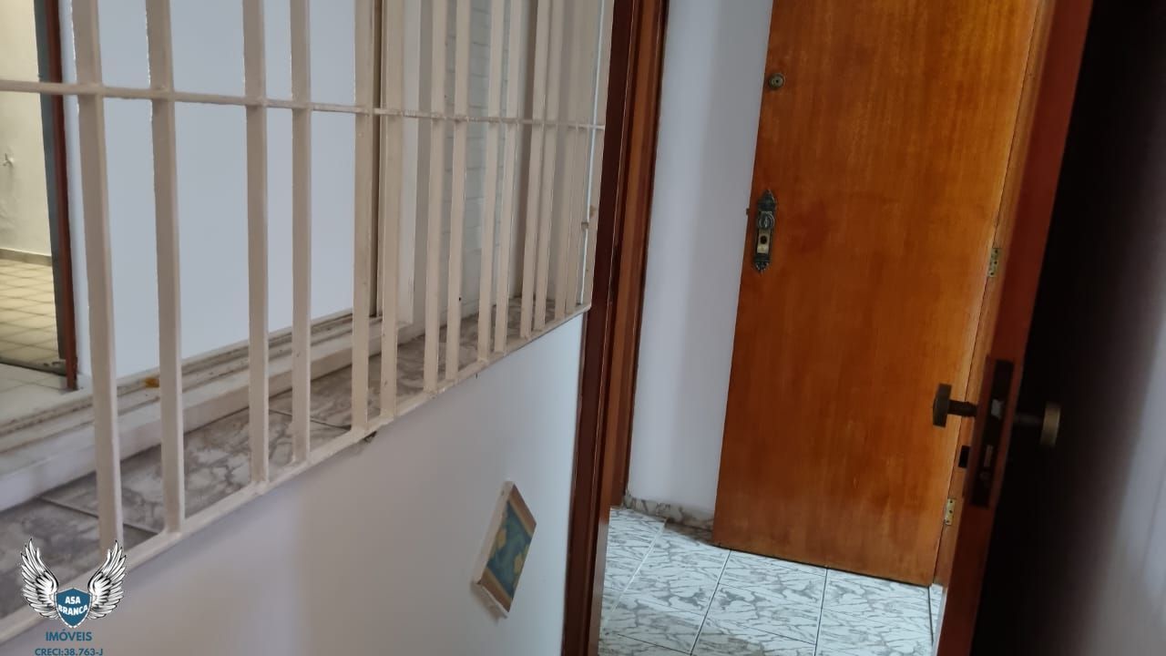 Casa para alugar com 3 quartos, 145m² - Foto 4