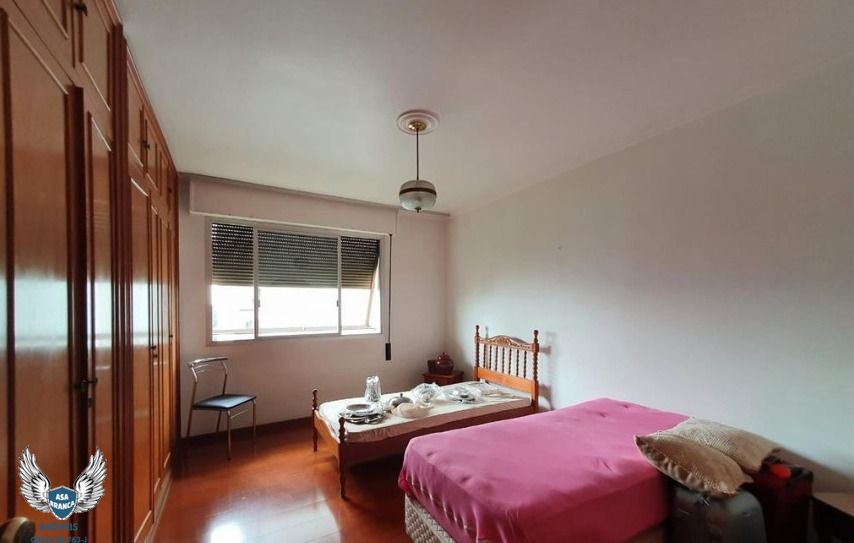 Apartamento à venda com 3 quartos, 234m² - Foto 12