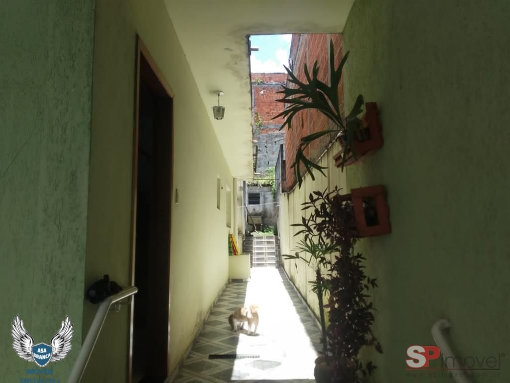 Sobrado à venda com 2 quartos, 190m² - Foto 11