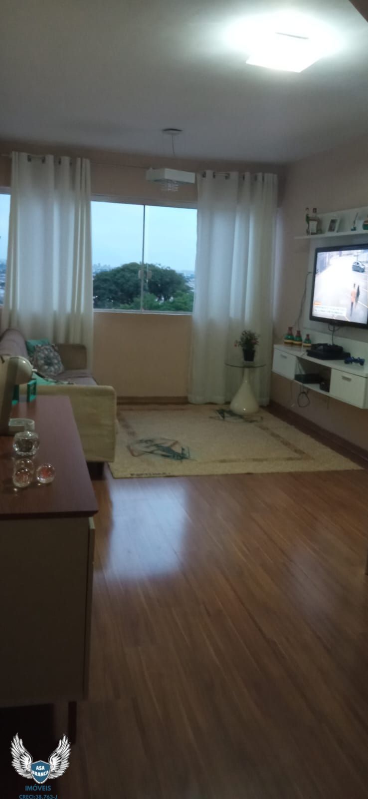 Apartamento à venda com 3 quartos, 147m² - Foto 1