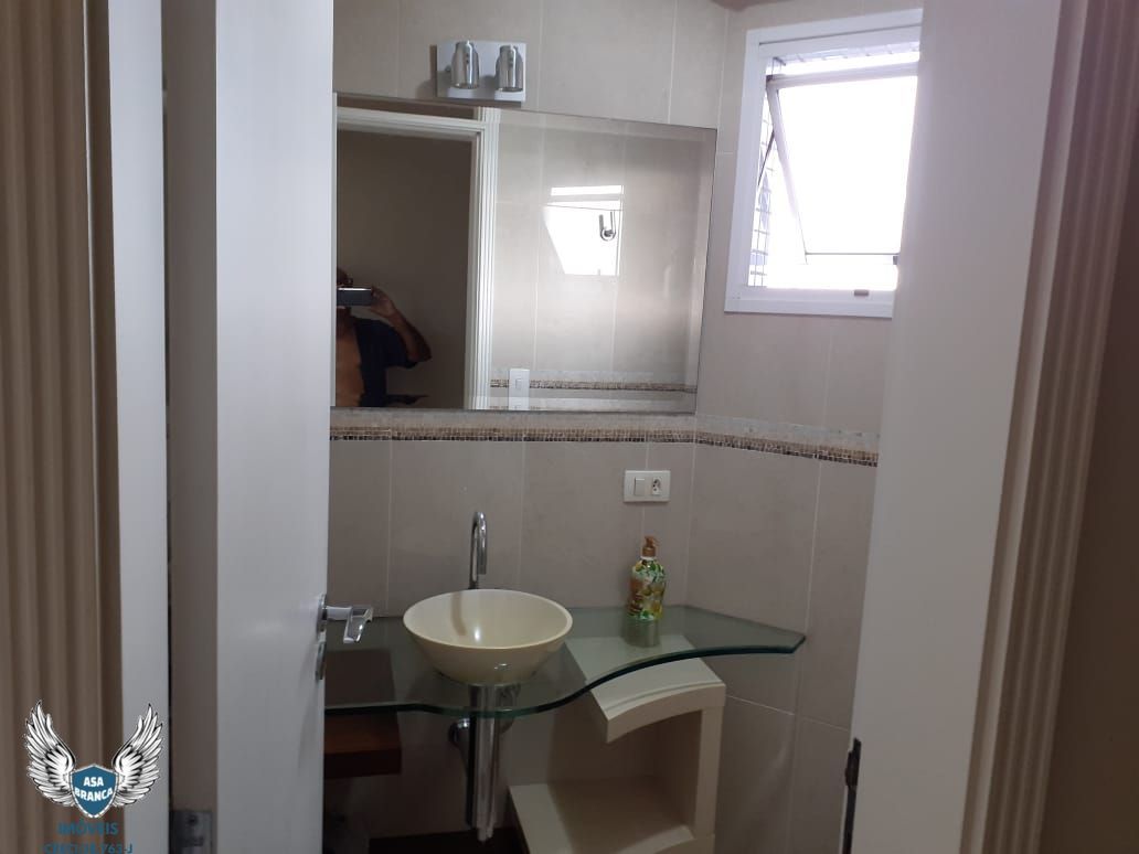 Apartamento à venda com 3 quartos, 150m² - Foto 18