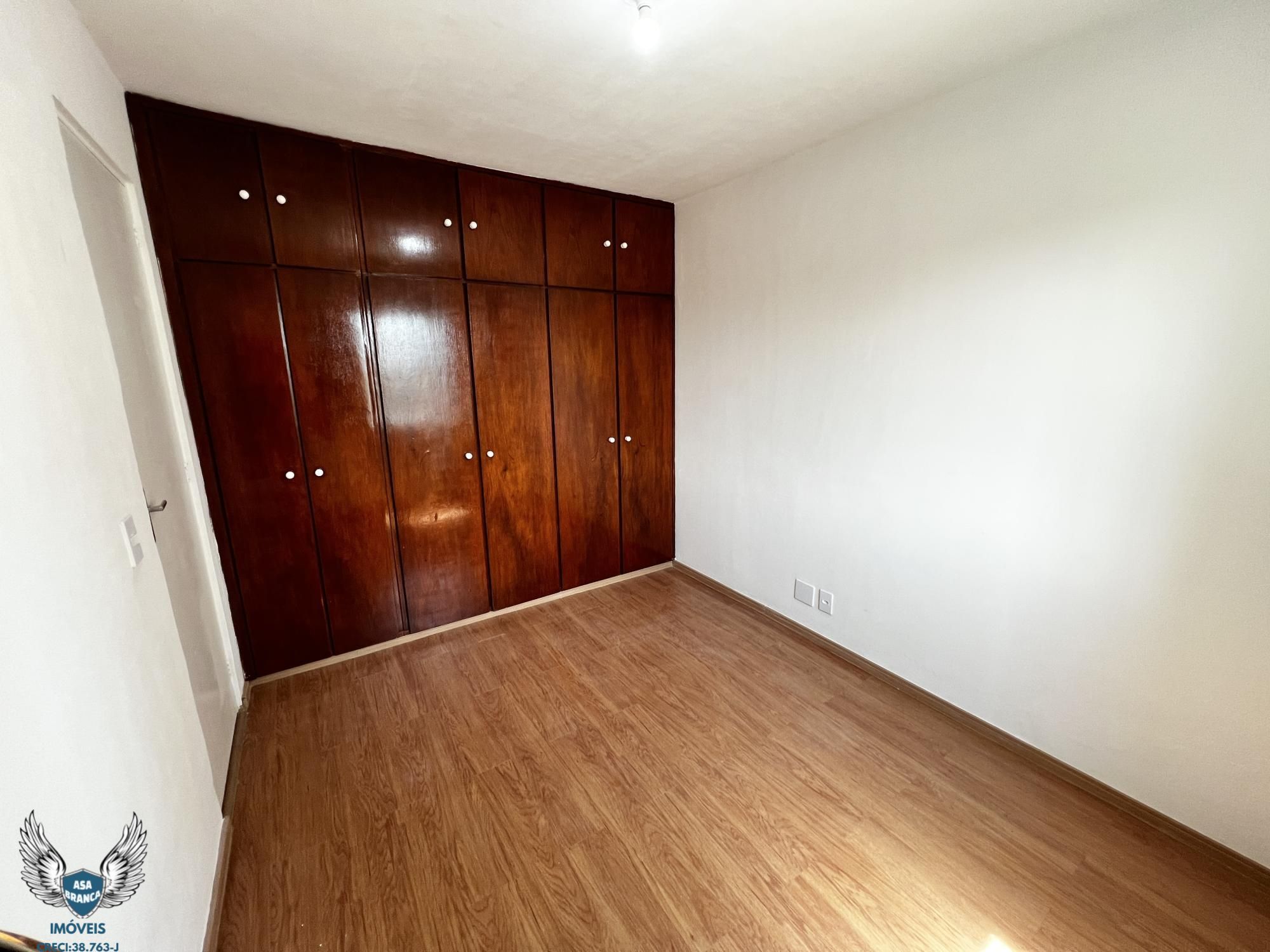 Apartamento à venda com 2 quartos, 62m² - Foto 24