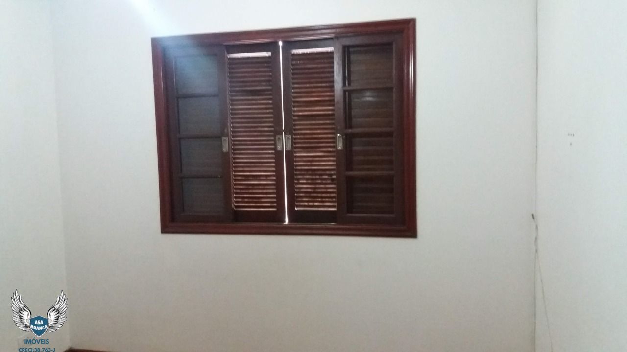 Sobrado à venda com 4 quartos, 150m² - Foto 13