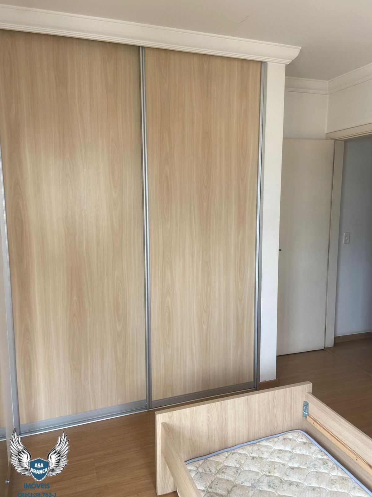 Apartamento à venda com 3 quartos, 135m² - Foto 13