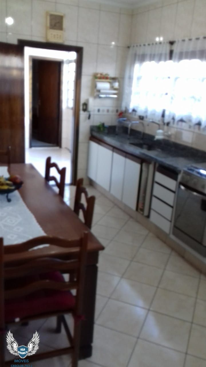 Sobrado à venda com 4 quartos, 260m² - Foto 18