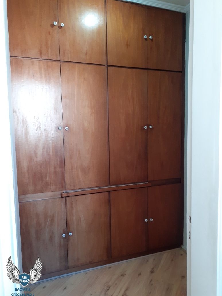 Apartamento à venda com 3 quartos, 119m² - Foto 18