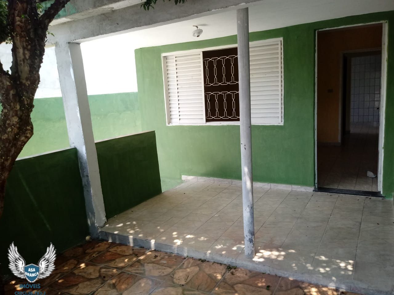 Casa à venda com 3 quartos, 270m² - Foto 2