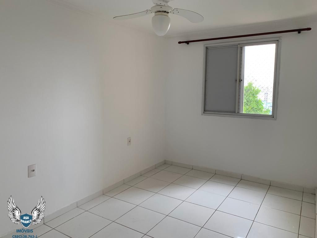 Apartamento à venda com 2 quartos, 68m² - Foto 13