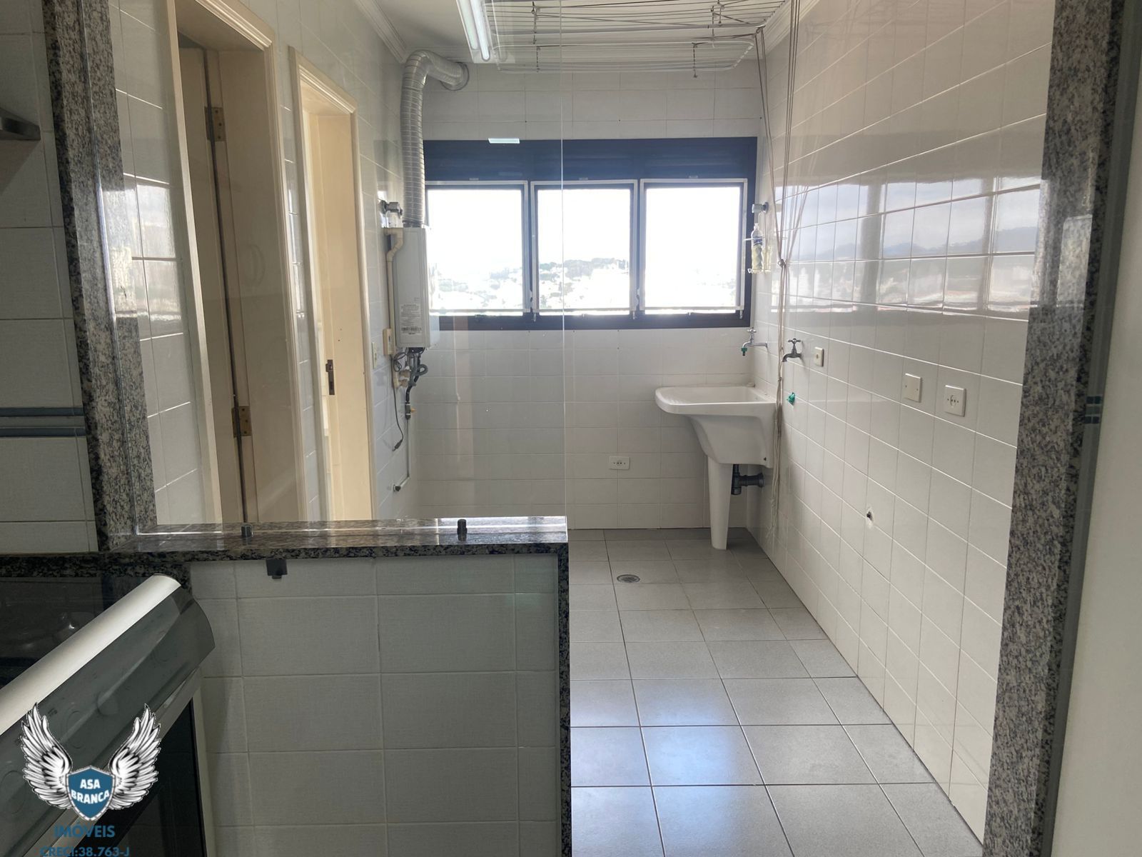 Apartamento à venda com 3 quartos, 135m² - Foto 23