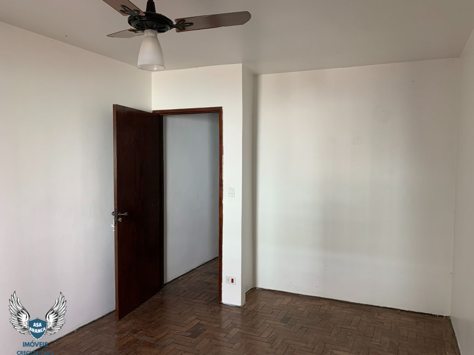 Sobrado à venda com 3 quartos, 200m² - Foto 17