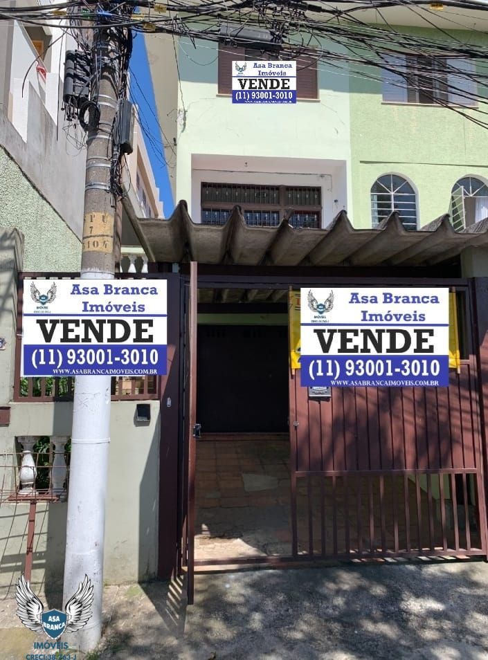 Sobrado à venda com 3 quartos, 200m² - Foto 1