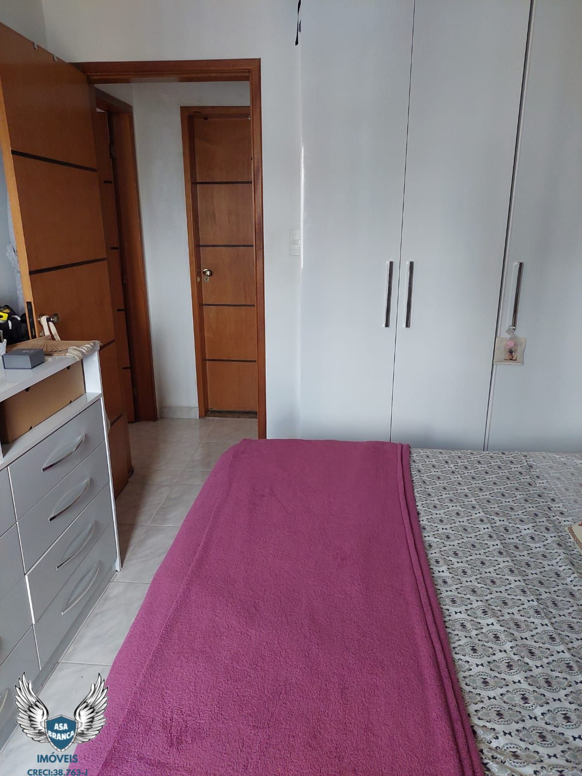 Apartamento à venda com 2 quartos, 75m² - Foto 19