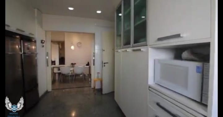 Apartamento à venda com 4 quartos, 220m² - Foto 13