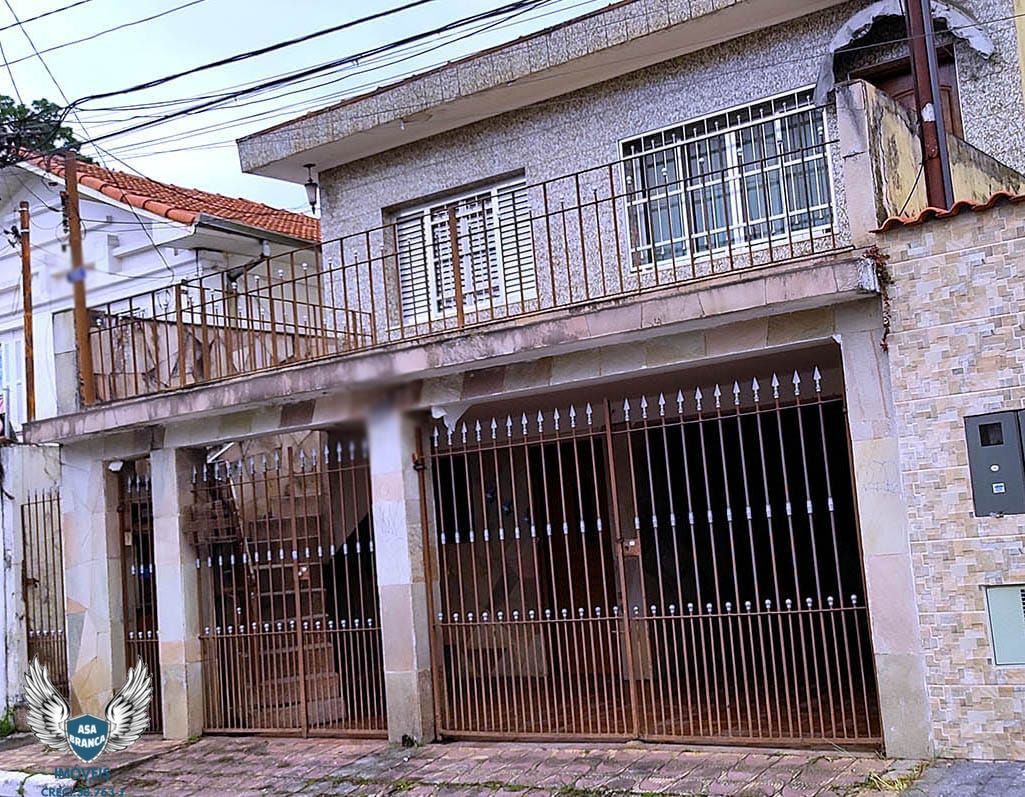 Sobrado à venda com 4 quartos, 220m² - Foto 1