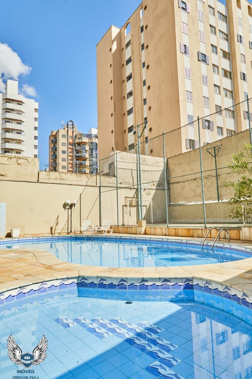 Apartamento à venda com 3 quartos, 160m² - Foto 15