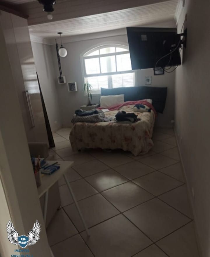 Casa à venda com 3 quartos, 300m² - Foto 12