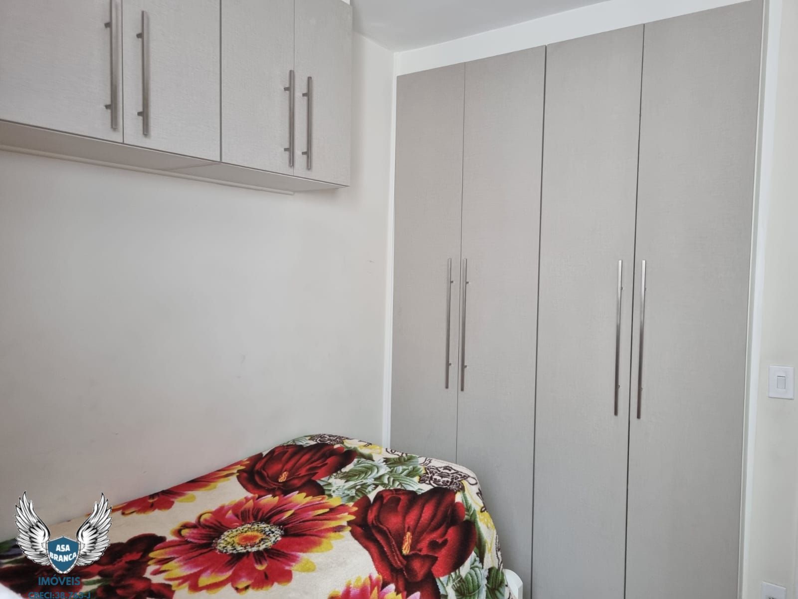 Apartamento à venda com 3 quartos, 83m² - Foto 12