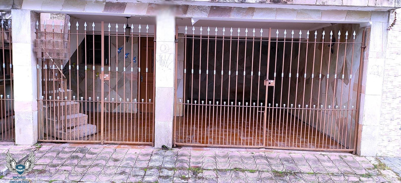 Sobrado à venda com 4 quartos, 220m² - Foto 2