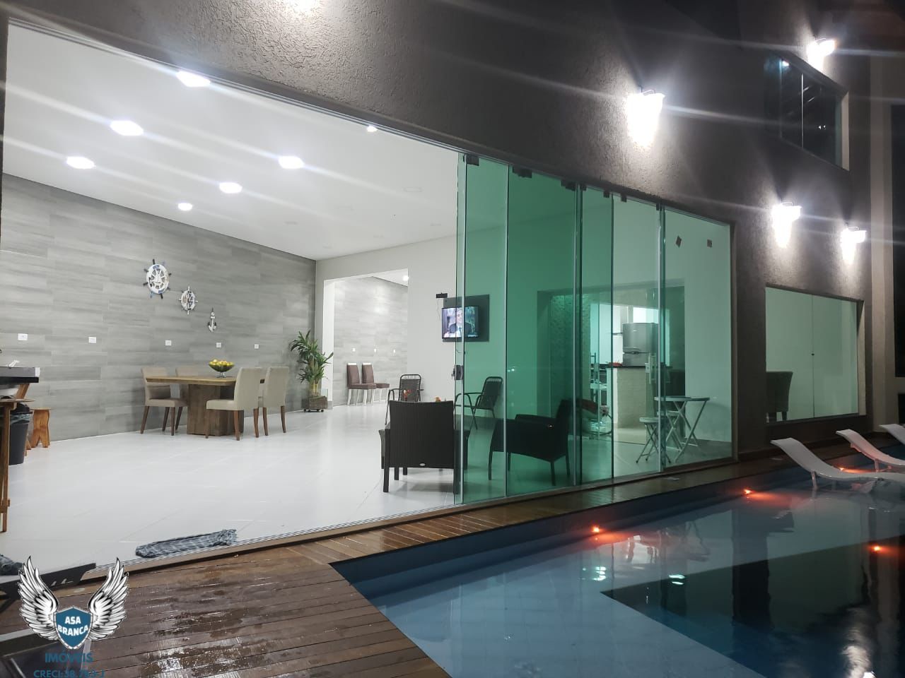 Casa em condomínio à venda  no Jardim Peri - São Paulo, SP. Imóveis