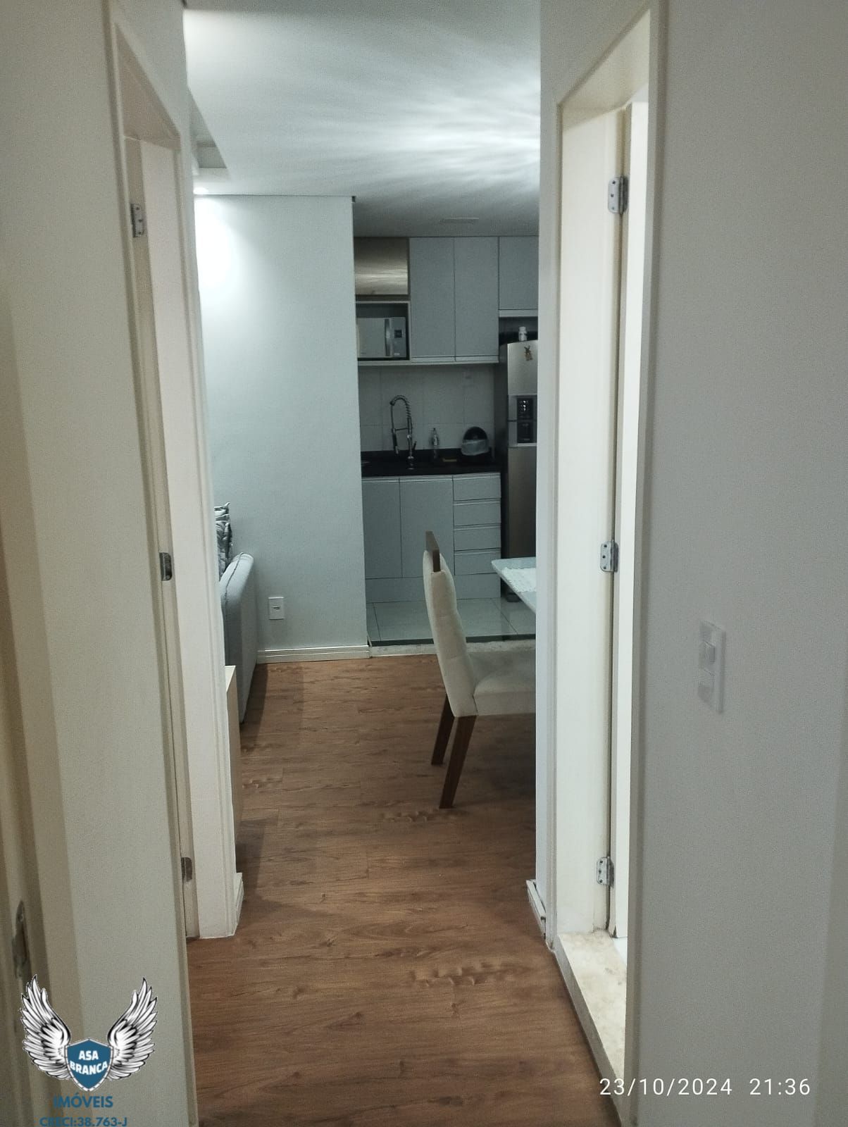 Apartamento à venda com 2 quartos, 42m² - Foto 3