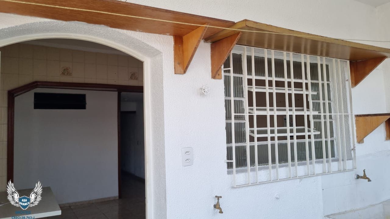 Casa para alugar com 3 quartos, 145m² - Foto 10