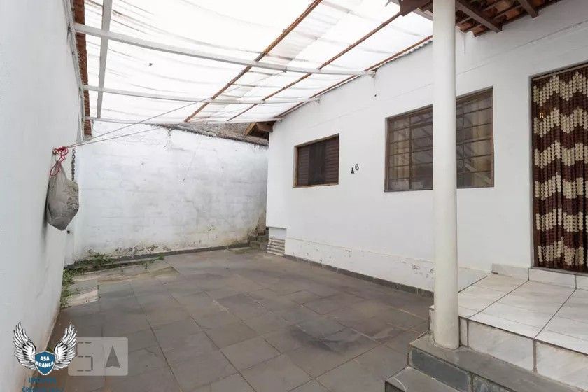 Casa à venda com 2 quartos, 112m² - Foto 8