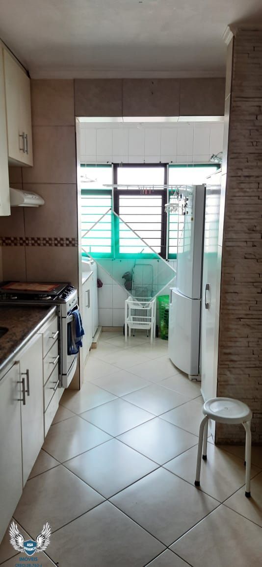 Apartamento à venda com 3 quartos, 80m² - Foto 12