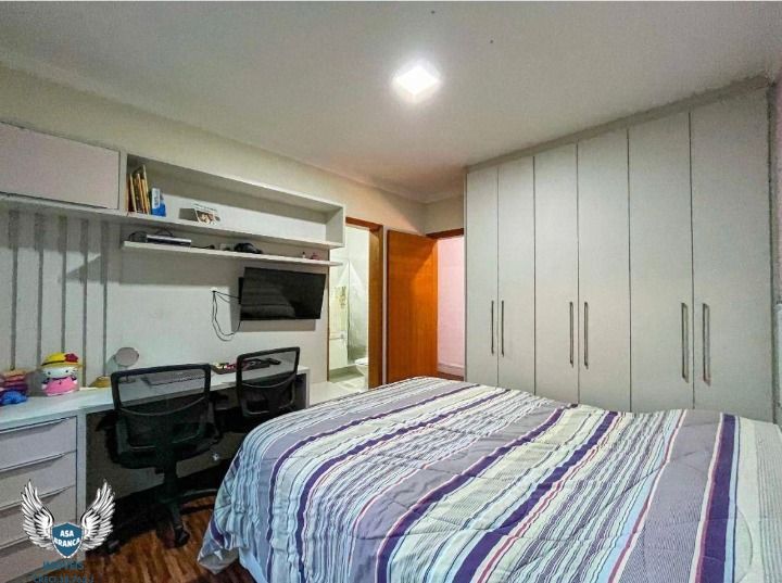 Casa à venda e aluguel com 4 quartos, 1000m² - Foto 41