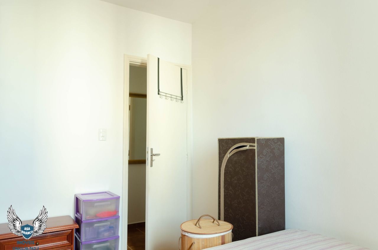 Apartamento à venda com 2 quartos, 70m² - Foto 14