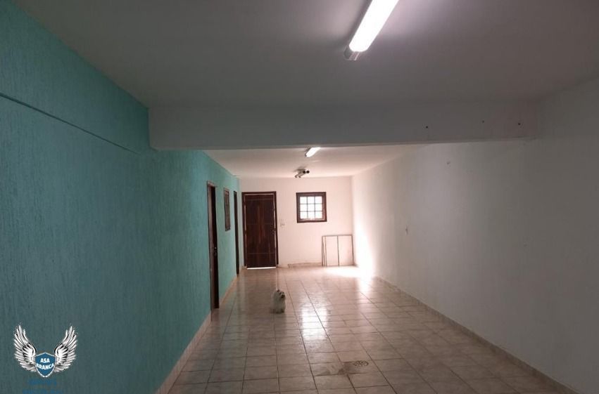 Sobrado à venda com 3 quartos, 200m² - Foto 18