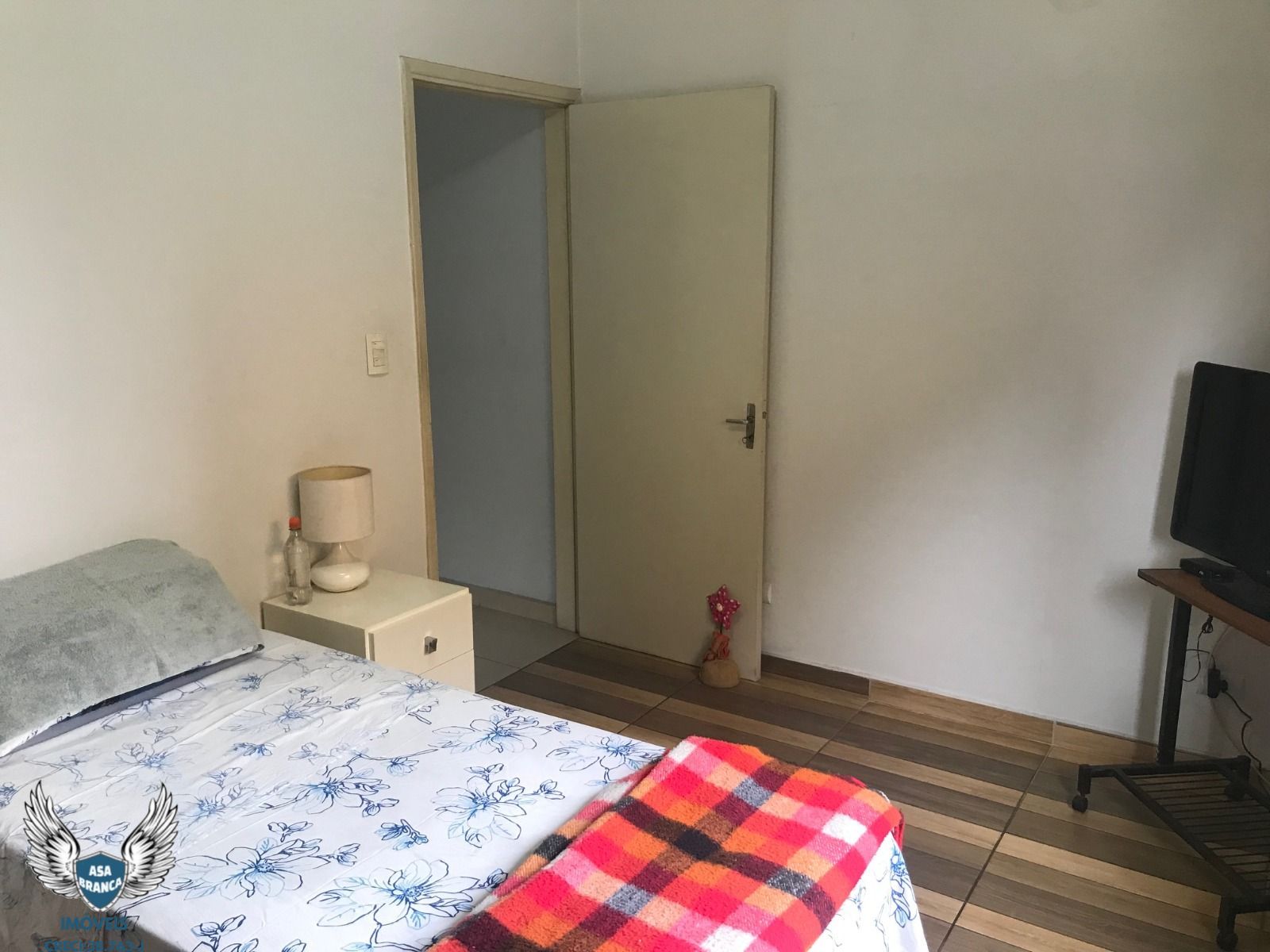 Sobrado à venda com 4 quartos, 120m² - Foto 4