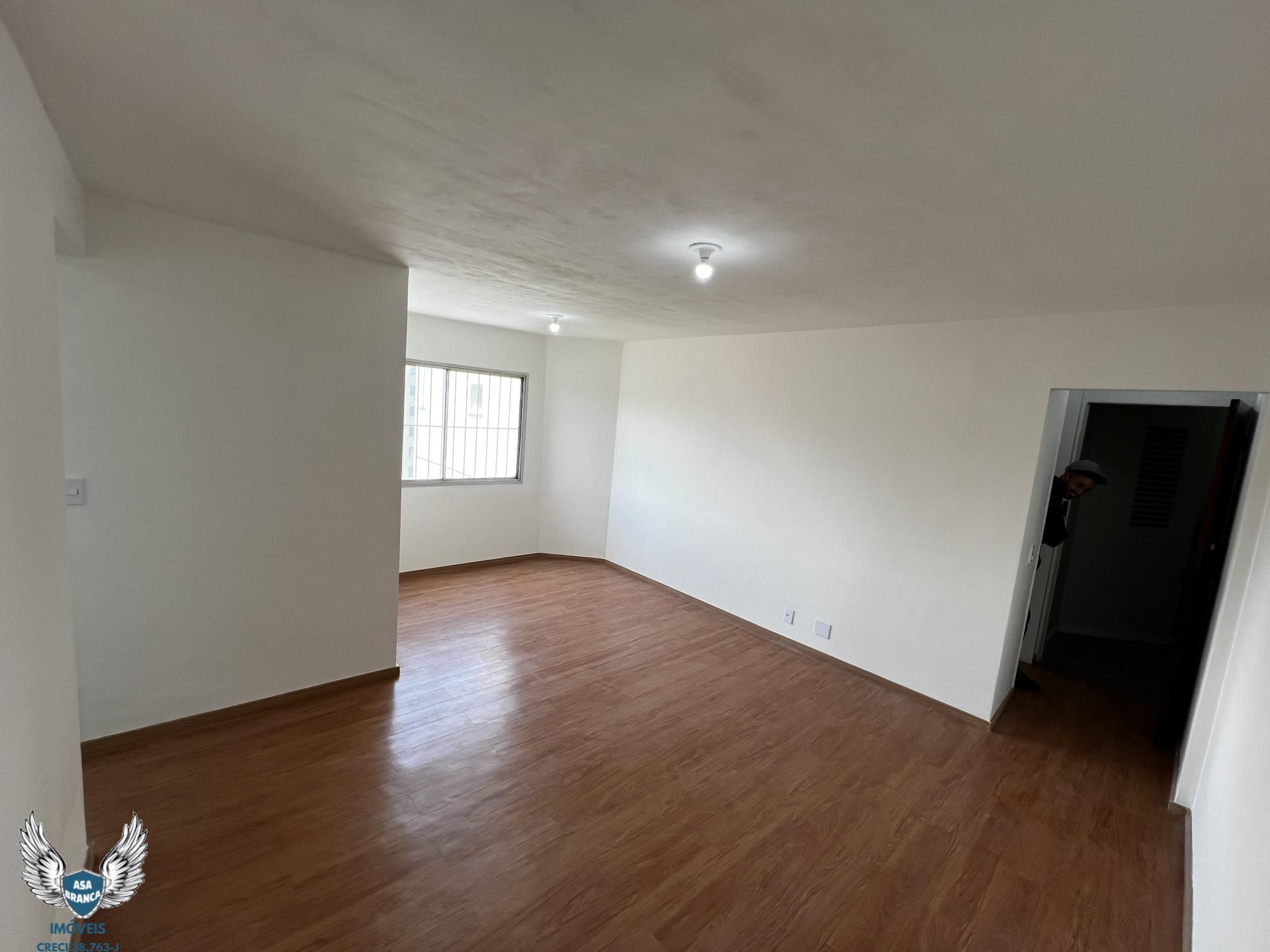 Apartamento à venda com 2 quartos, 62m² - Foto 14