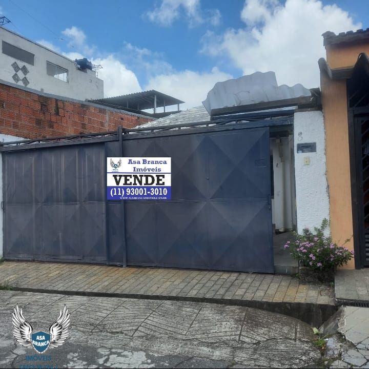 Casa à venda com 3 quartos, 98m² - Foto 1