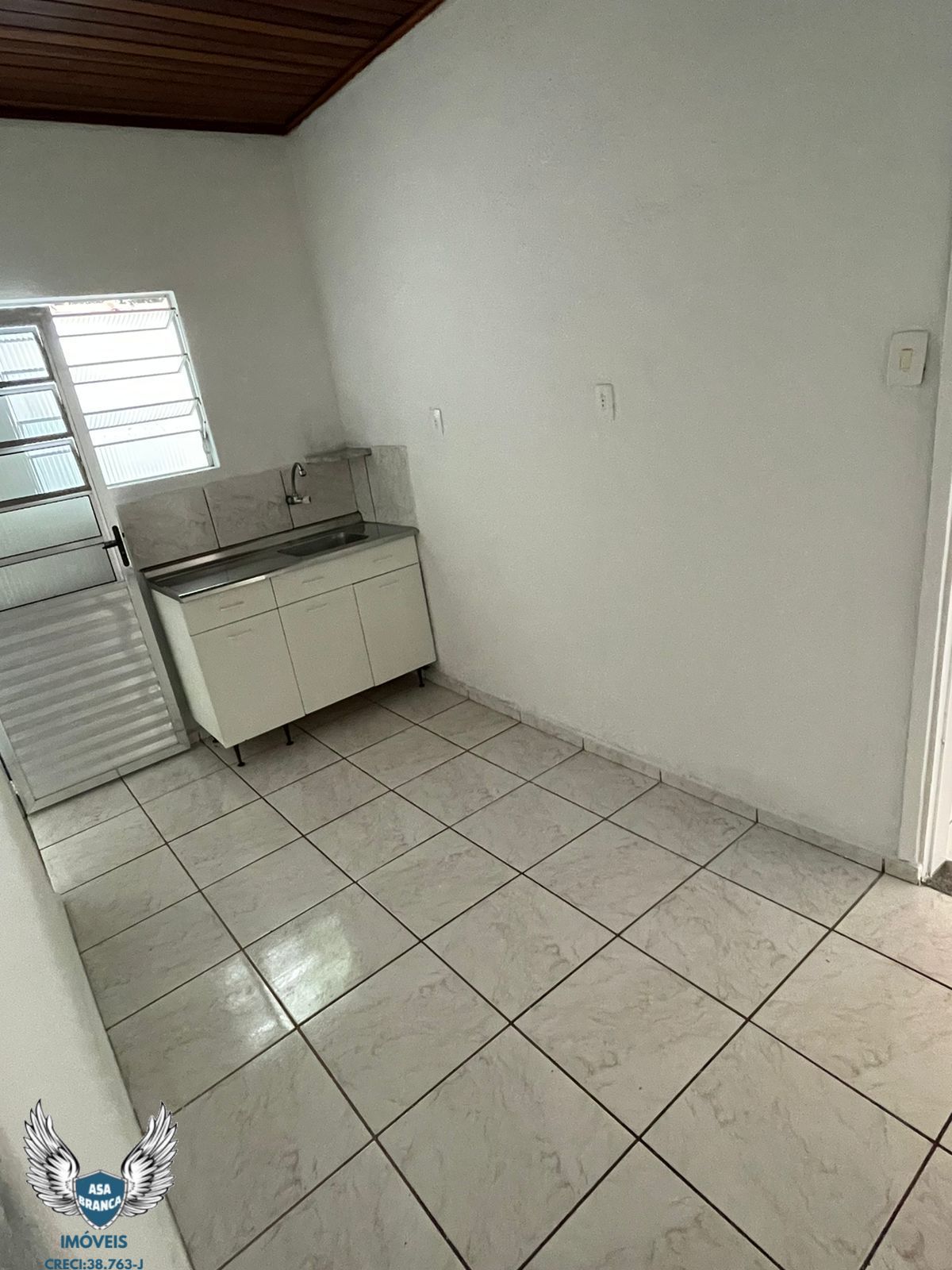 Casa à venda com 2 quartos, 50m² - Foto 20