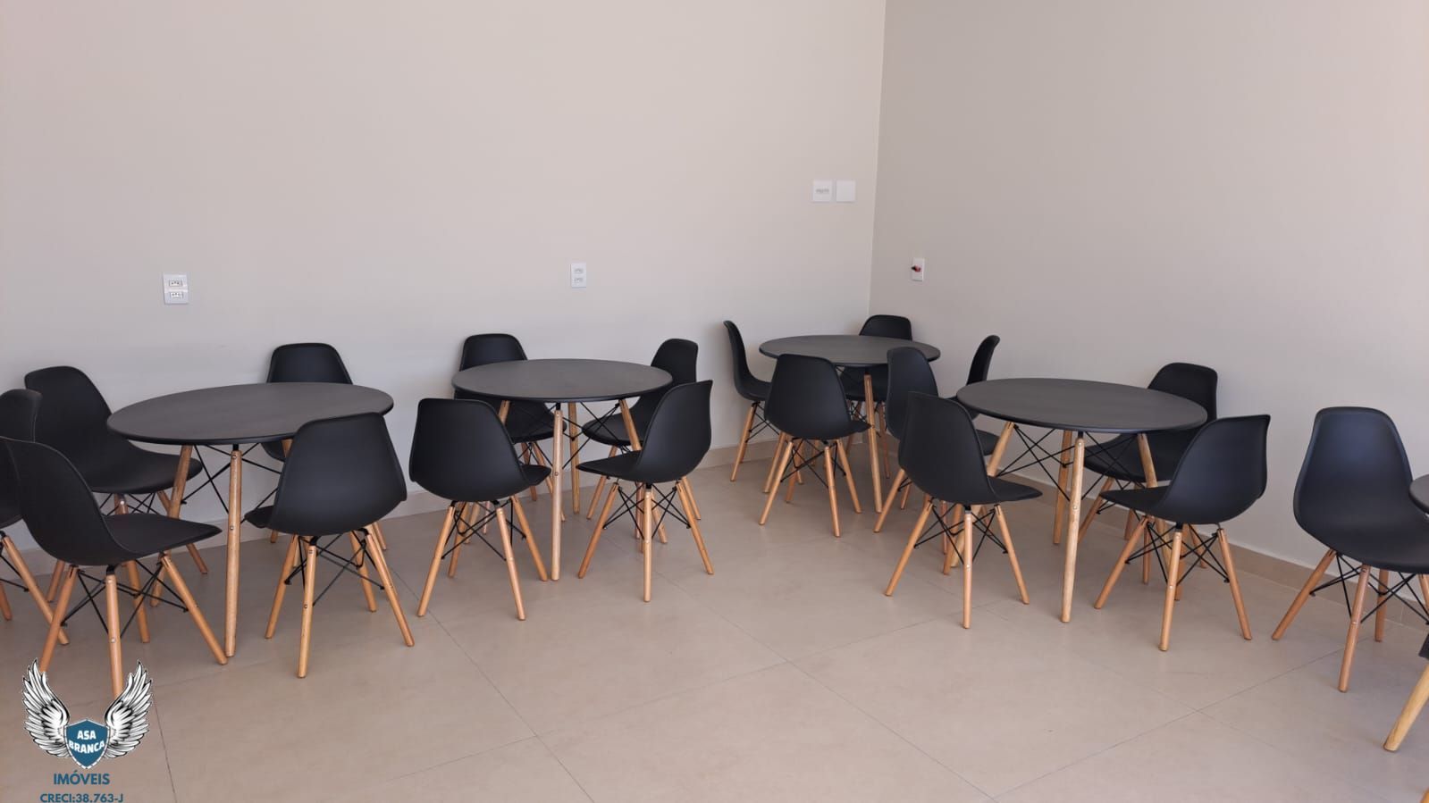 Apartamento à venda com 3 quartos, 75m² - Foto 19