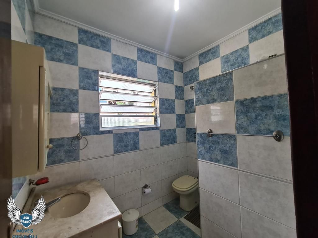 Casa à venda com 4 quartos, 244m² - Foto 16