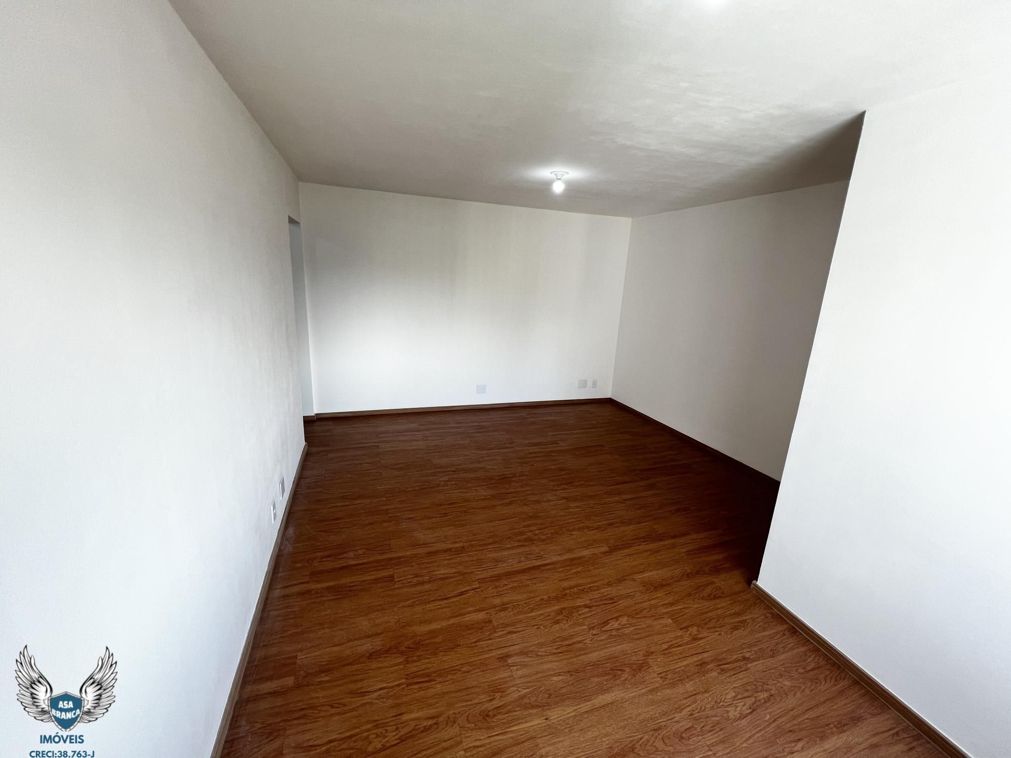 Apartamento à venda com 2 quartos, 62m² - Foto 26