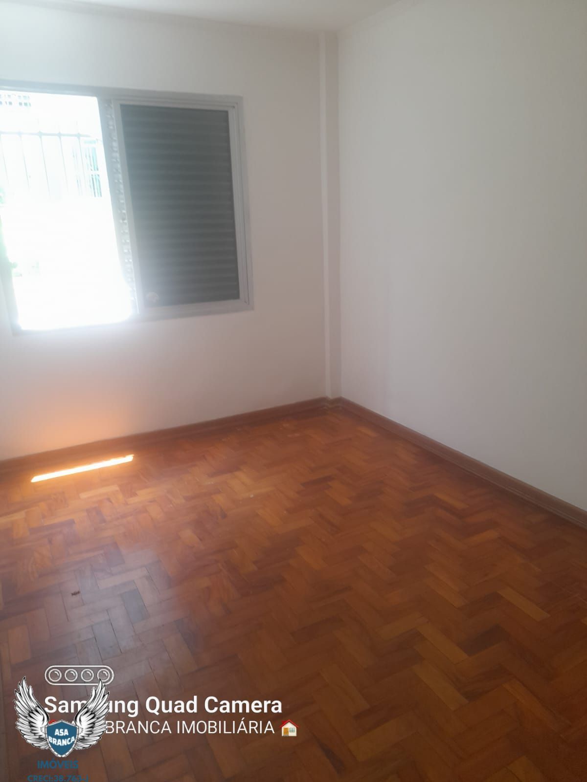 Apartamento para alugar com 2 quartos, 75m² - Foto 23