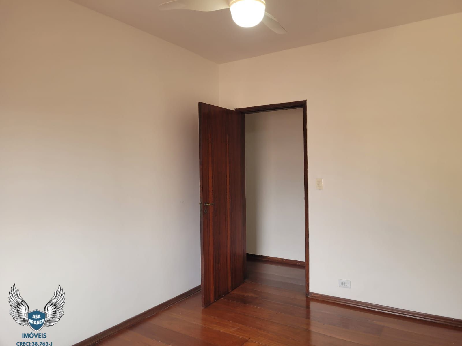 Sobrado à venda com 4 quartos, 229m² - Foto 26