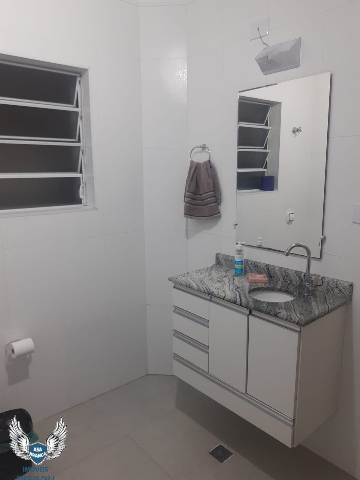 Sobrado à venda com 2 quartos, 200m² - Foto 16