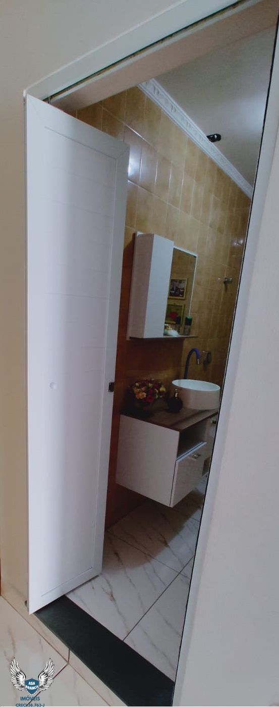 Sobrado à venda com 2 quartos, 203m² - Foto 13