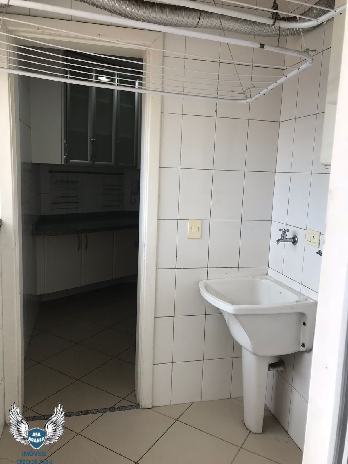 Apartamento à venda com 3 quartos, 83m² - Foto 26