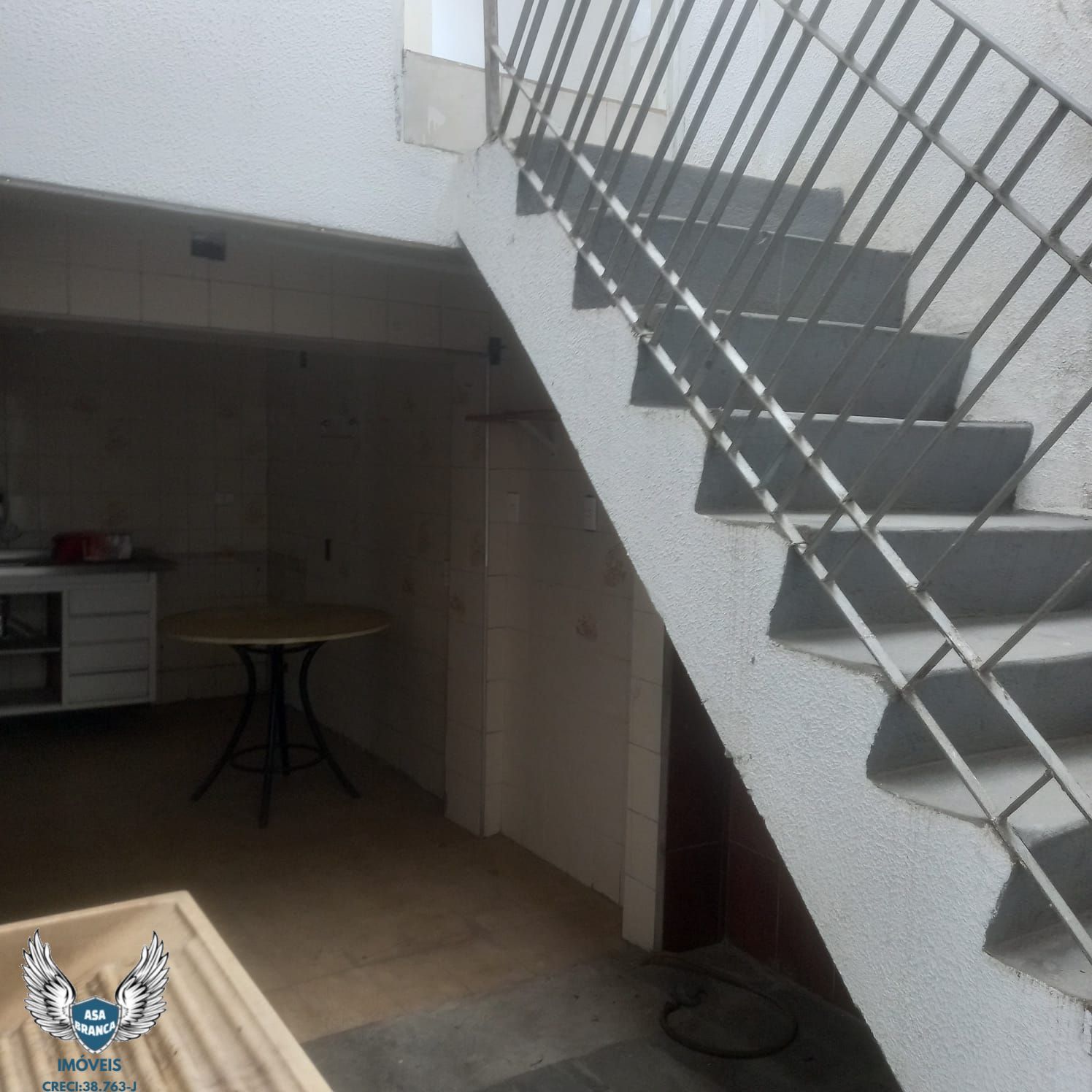 Casa à venda com 3 quartos, 98m² - Foto 14