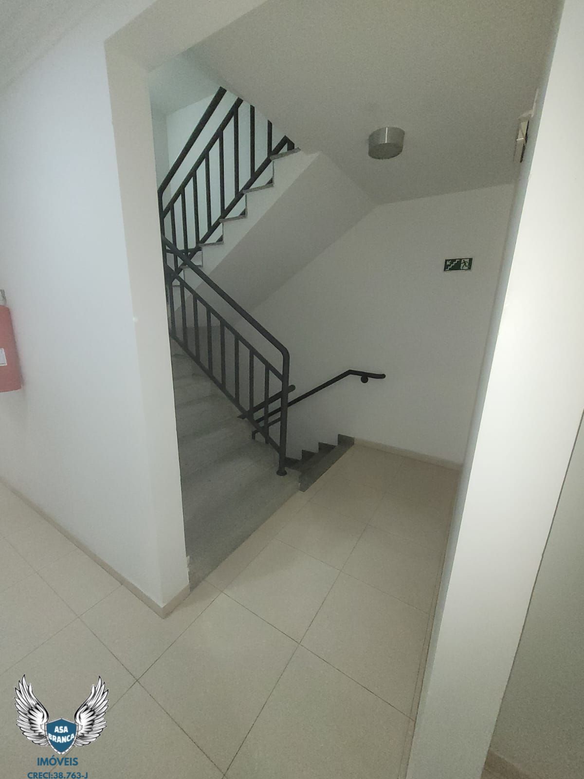 Apartamento à venda com 2 quartos, 53m² - Foto 23