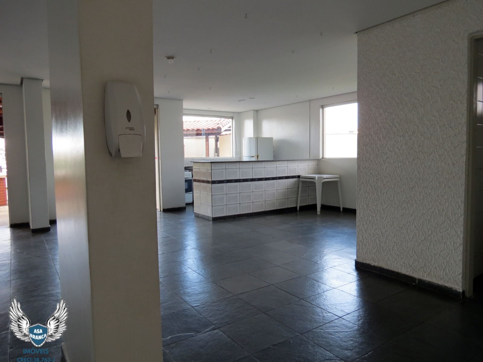 Apartamento à venda com 2 quartos, 50m² - Foto 21